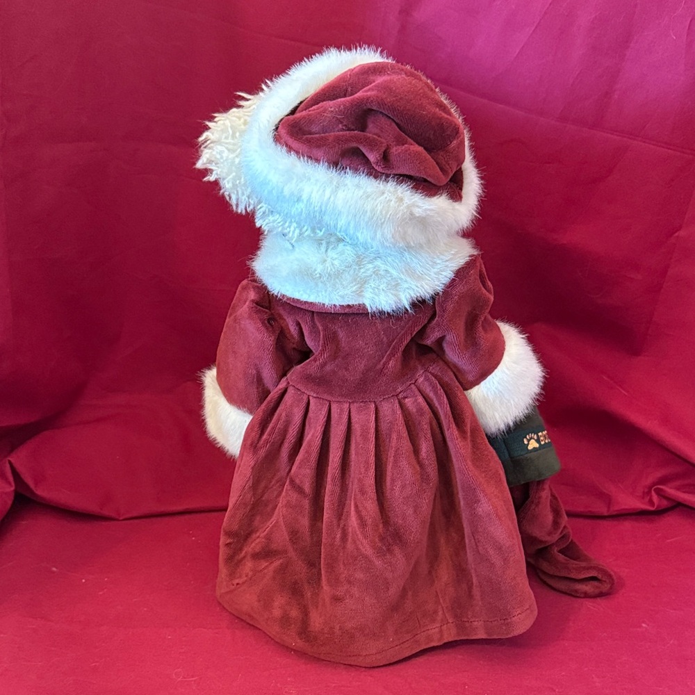 Boyds Bears “Tasha B. Frostbeary” with mouse. Bear in Red Coat - Picture 9 of 12